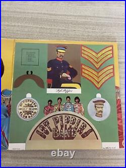 1967 The Beatles Sgt Peppers Lonely Hearts Club Band Vinyl with cut out included