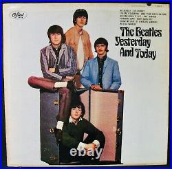 THE BEATLESYesterday And Today1966 Vinyl AlbumCAPITOL #T-2553 (4 RIAA) Mono