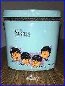 The Beatles Lunch Box, Blue Vinyl, Medium, Great Condition, 1965, Collectables
