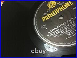 The Beatles. Sgt. Peppers Lonely Hearts Club Band. 1967 Parlophone Vinyl Record