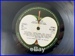 The Beatles White Album UK Pressing Apple PCS 7068 LP Vinyl Record Album