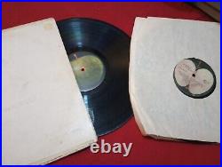 The Beatles White Album Vinyl Record 2 Discs 1968 Numbered 0712703