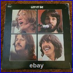The Beatles vinyl record lot (41 records total)