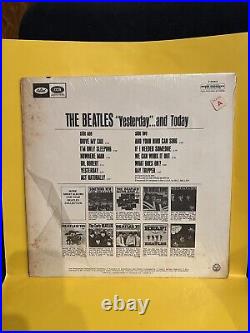 VG ++ In Shrink LP Vinyl Record 1966 Mono Beatles Yesterday and Today T2553